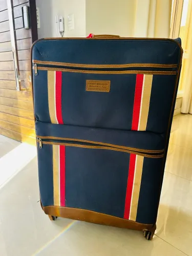 Mala Tommy Hilfiger - original (perfeito estado)