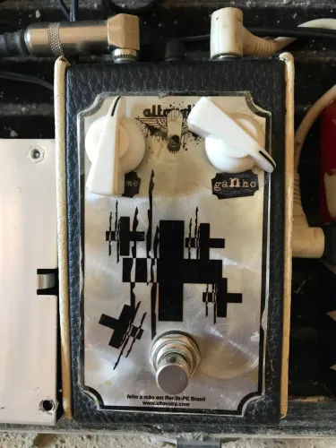 Altovolts +++ booster/overdrive valvulado