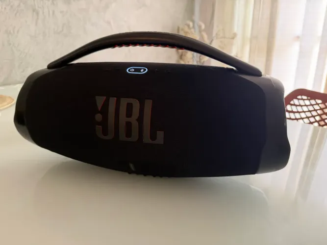 Jbl boombox 3