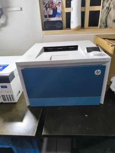 HP Color LaserJet Pro 4203dw Wi-Fi Duplex Nova Apenas Testada