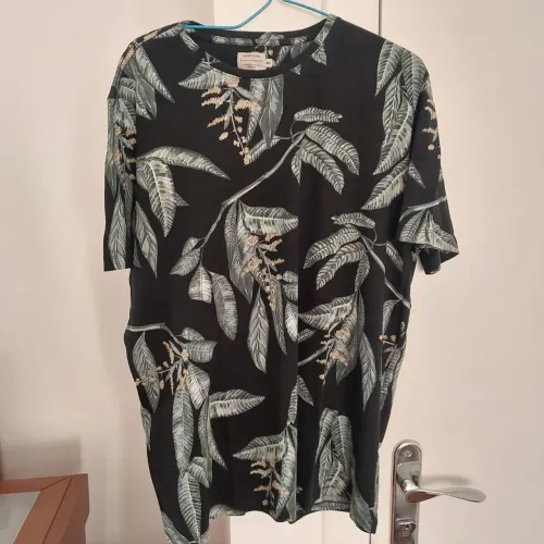 3 Camisetas e 1 Bermuda GG