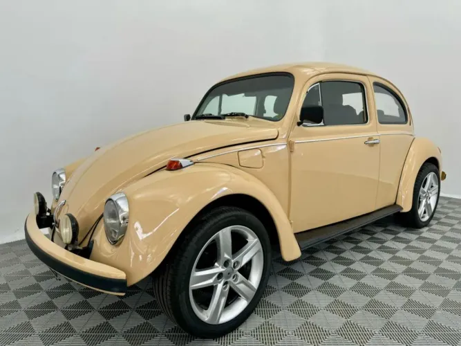 Volkswagen Fusca 2.0 TSI 16V Mec. 1979