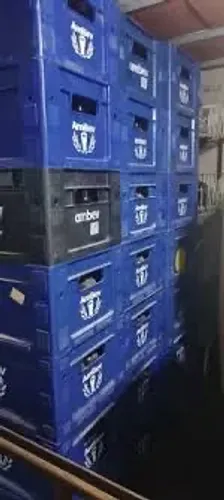 Vendo vasilhames engradados de cerveja litrão, litrinho e 600ml