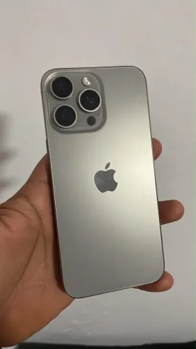 iPhone 15 pro max (256GB)