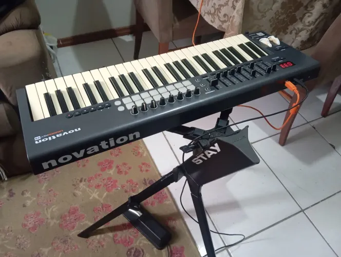 Vendo Controlador Midi Launchkey MK2 Novation (Setup Completo)
