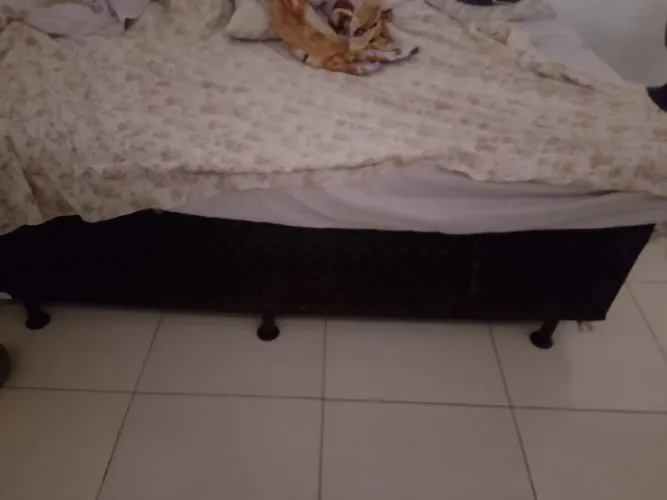 Cama box de casal com colchão 