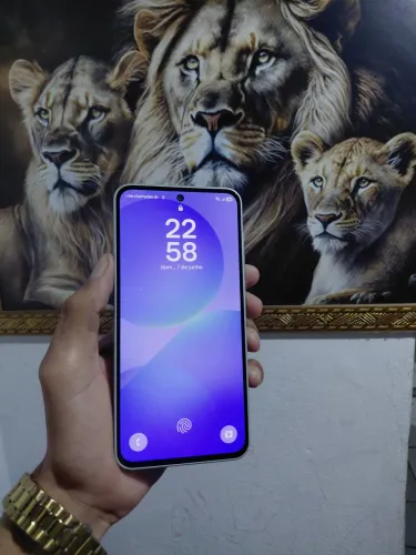 Samsung A36 5G - 128Gb com iP68 A prova d'água e poeira