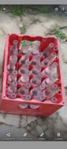 Estou vendendo duas caixas de coca cola por 100 reais