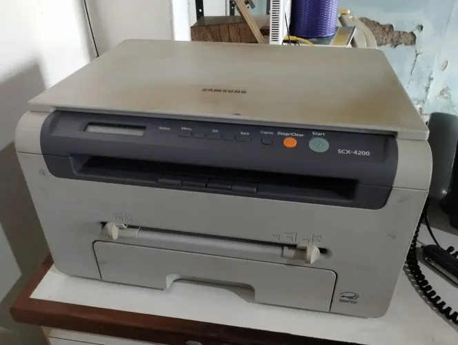 Impressora laser multifuncional Samsung SCX-4200