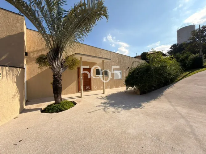 Casa para venda e locação no Condomínio Campos de Santo Antônio, com 580m² e 4 dormitórios