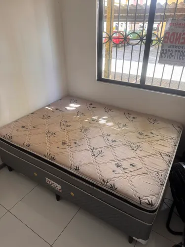 CAMA BOX USADA 