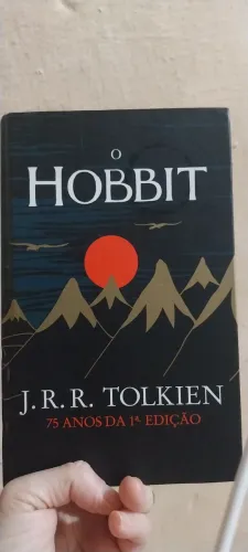 O livro de o hobbit de J.R.R Tolkien 75 anos da ¹° edição