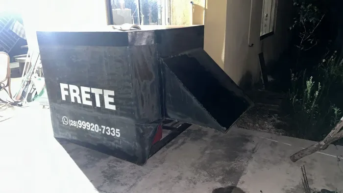 Baú de ferro compatível com FIAT STRADA 2008 a 2012.