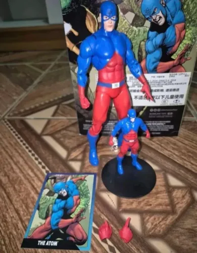 Átomo Ray Palmer dc mcfarlane