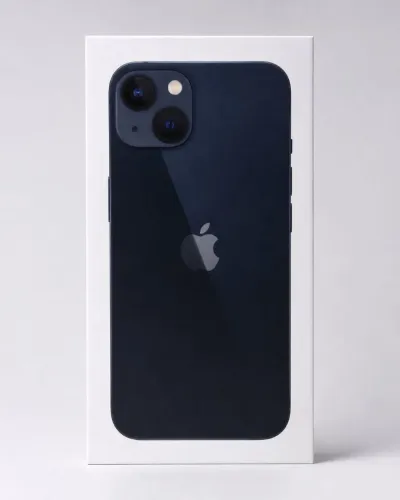 Iphone 13 256gb - Meia Noite + 6 capinhas e cabo original