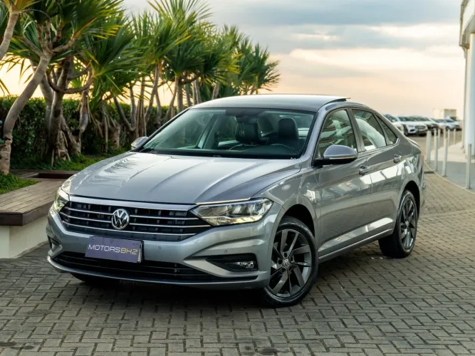Volkswagen Jetta Comfortline 1.4 TSI 16V 4P Aut. 2020