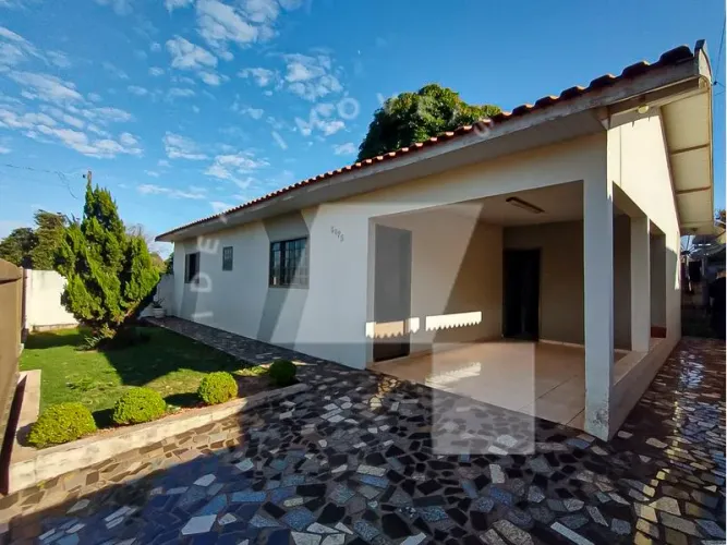 Casa a venda no bairro Centro - Alto Paraná/PR