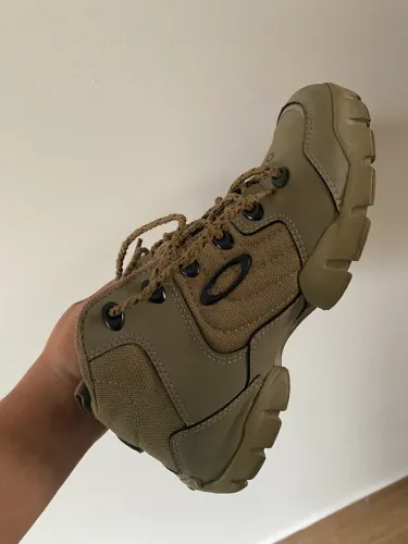 Bota Oakley original 39