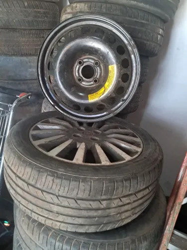 VENDOS RODAS 14..15.13..COM OU SEM PNEUS .TEMOS PNEUS TBM