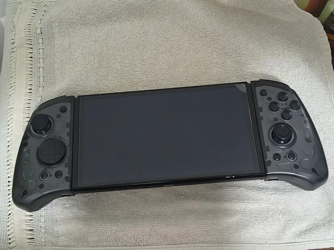 Nintendo Switch OLED 1 mês de uso.