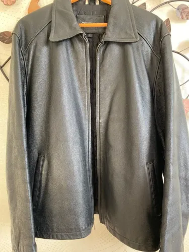 Jaqueta de Couro - GUESS