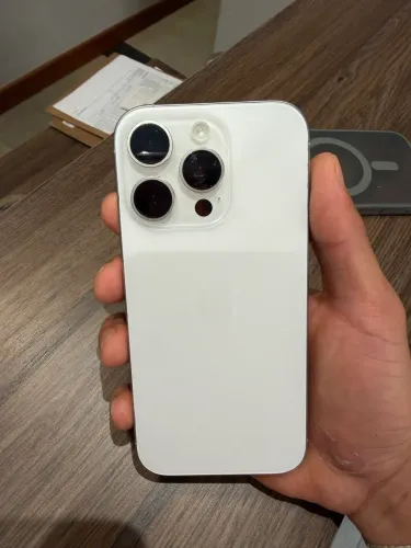 iPhone 16 pro 256gb