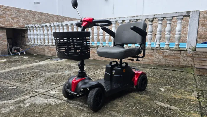 Cadeira de rodas Scoot S autobok