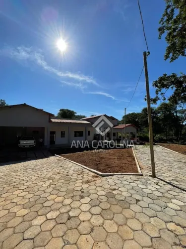 Sítio à venda na saída para Nova Esperança