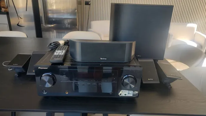 Home teather Receiver Pioneer Mult Canal VSX-521-K, caixas de som Infinity