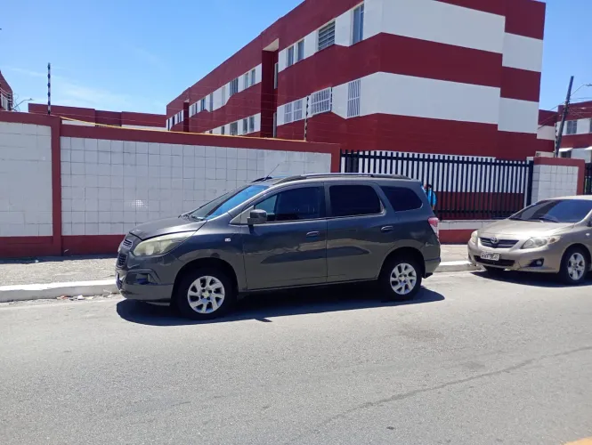 Chevrolet Spin LTZ 1.8 8V Econo.flex 5P Aut. 2013