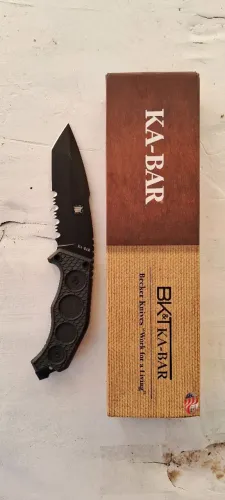 Faca tática Ka-Bar