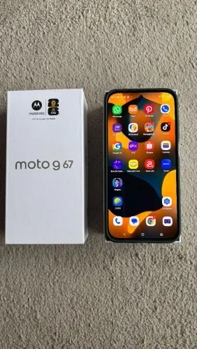 Celular novo Motorola 67 um 67 n