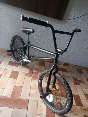 Vendo ou troco por outra mediante avaliação, bike para street, pista, bike toda revisada