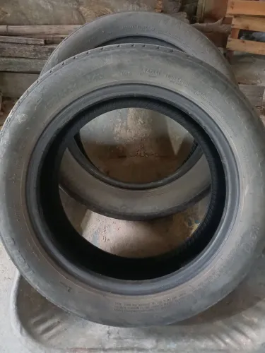 Pneu de carro 