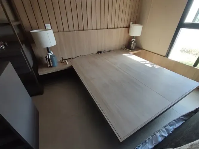 Base para cama de casal (desmontada)