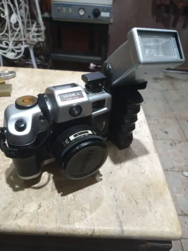 Camera yashica