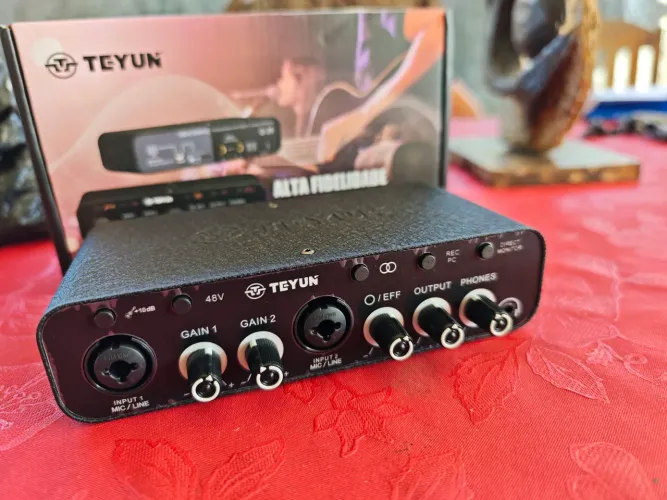 Interface de áudio Teyun Q-26