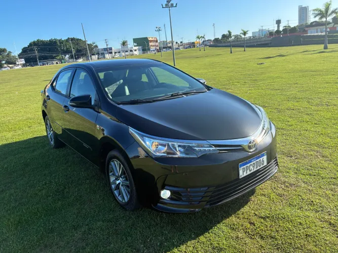 Toyota Corolla GLI 1.8 Flex 16V Aut. 2015