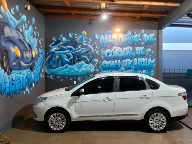 Fiat Grand Siena Essence 1.6 Flex 16V 2016