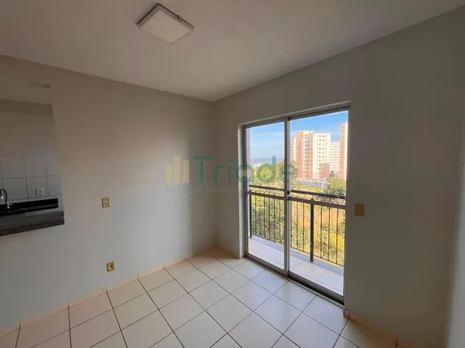 APARTAMENTO 3 QTOS SENDO 1 SUÍTE - ATRÁS MCDONALS