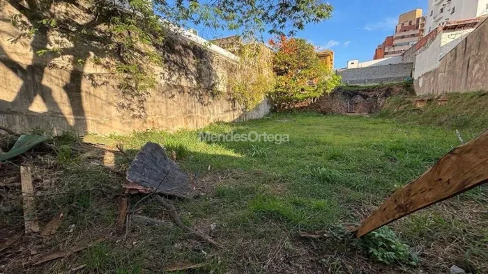 Terreno plano à venda com 510 m² no Centro de Sorocaba SP