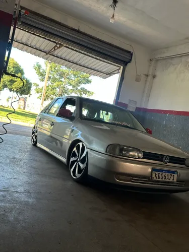 Volkswagen Gol Geração II GLS 2.0 8V 110cv MI Gasolina Mec. 4P 1999