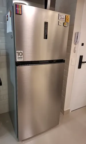 Geladeira Midea 411 litros inox muito nova