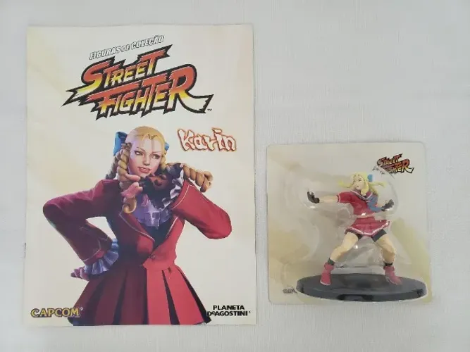 KARIN coleção Street Fighter Deagostini - Lacrado + Fascículo