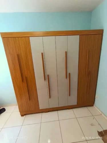 Guarda roupa 8 portas 4 gavetas novo na promoção