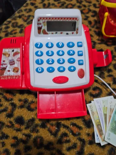 Máquina registradora de brinquedo 