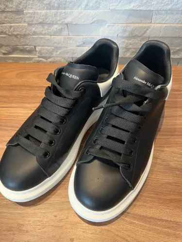 Alexander McQueen Oversized Sneaker