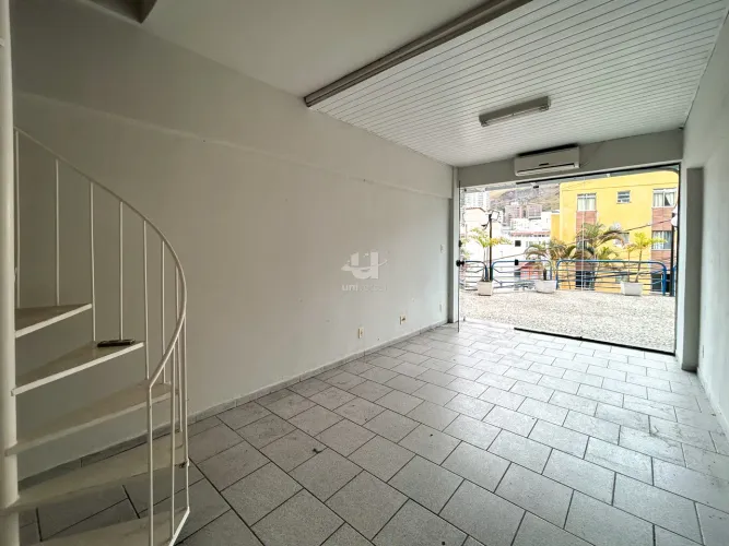 Loja com 35 m² à venda por R$140.000 - Cascatinha - Juiz de Fora/MG