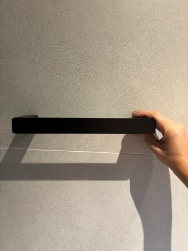 Toalheiro/ Porta toalha de rosto marca DOKA cor MATT BLACK 25 cm