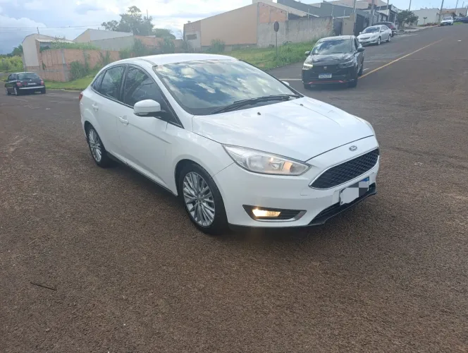 Ford Focus Fastback Se/se Plus 2.0 Flex Aut. 2018